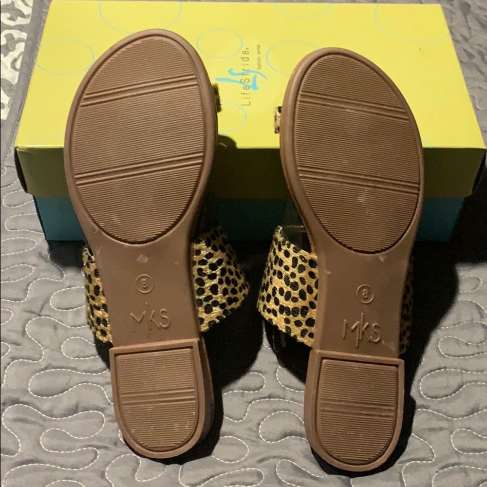 Sandals - Picture 2 of 2